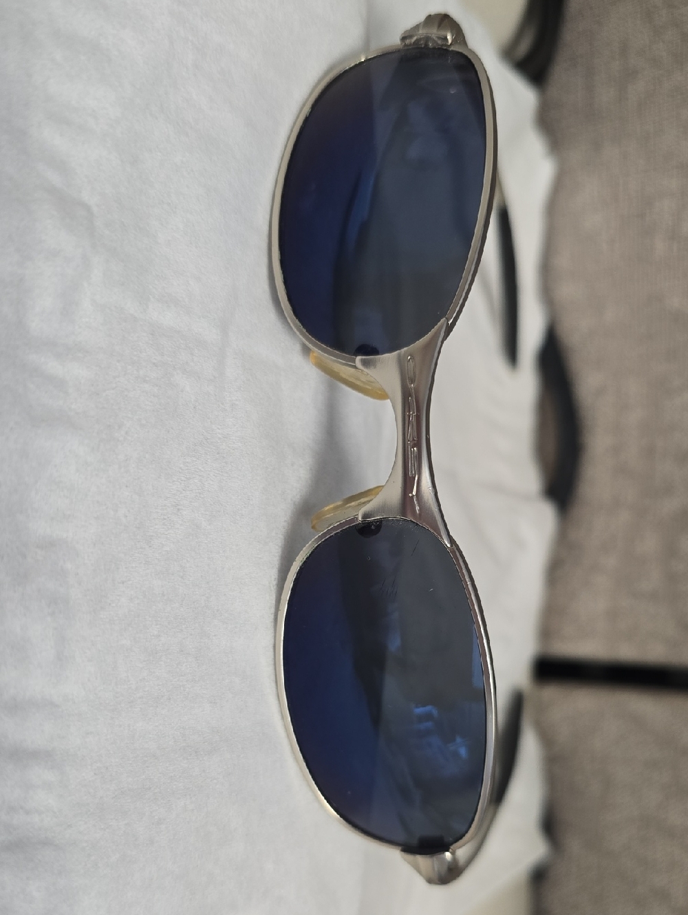 OAKLEY E WIRE Titanium USA y2k Oakley Sunglasses E Wire Vintage RARE